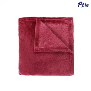 Burn Red Serrated Pattern Jacquard Flannel Throw