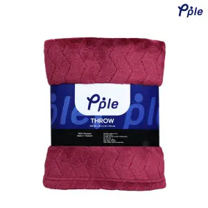 Burn Red Serrated Pattern Jacquard Flannel Throw