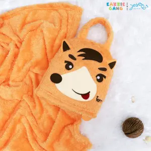 Eazzie gang Terry portable cushion blanket