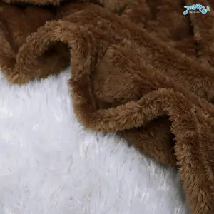 Hachi Minimal Cushion Blanket