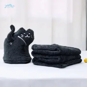 Japanese gray cat minimal cushion blanket