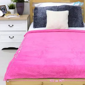 Pinky rabbit portable cushion blanket