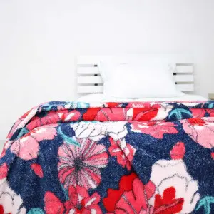 Plush Polyester Blanket, Floral Meadow Pattern