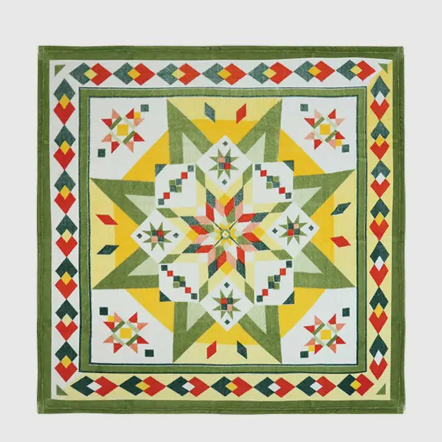 Poinsettia Christmas Blanket (Red-green)