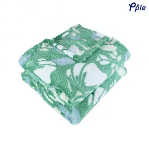 Printed Coral Popcorn Pattern Jacquard Blanket, Green Floral