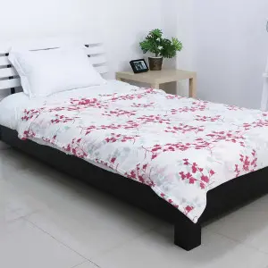 Printed Polyester Flannel Blanket, Sakura Pattern