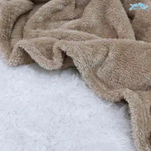 Yama Bear Minimal Cushion Blanket