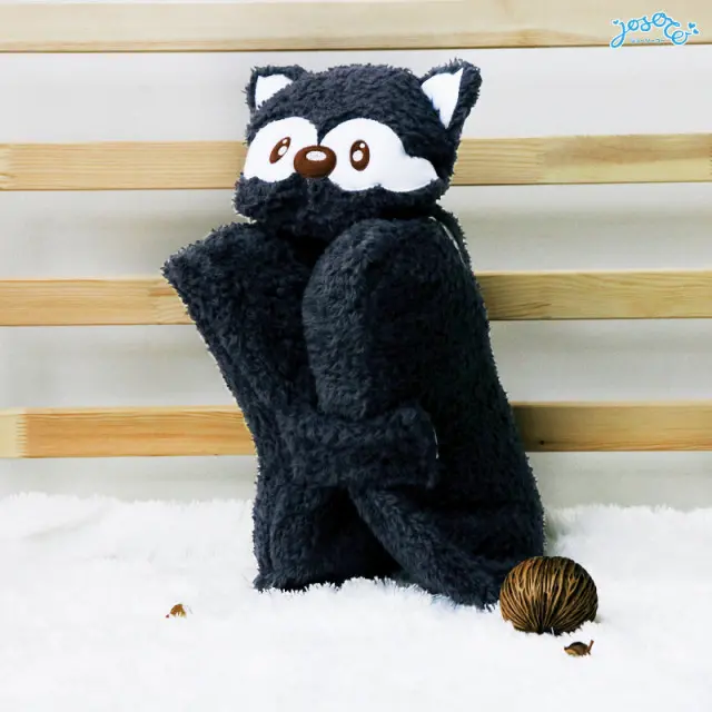 3in1 Raccoon Cushion Blanket