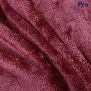 Burn Red Serrated Pattern Jacquard Flannel Blanket