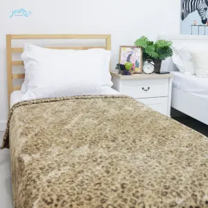 Leopard printed blanket