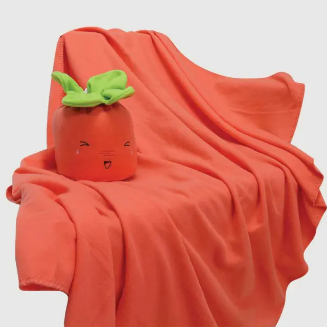 Little Carrot Portable Picnic Blanket