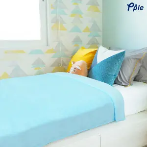 Ocean Frosted Plush Blanket