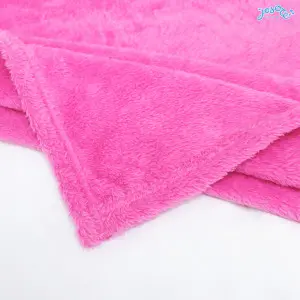 Pinky rabbit portable cushion blanket