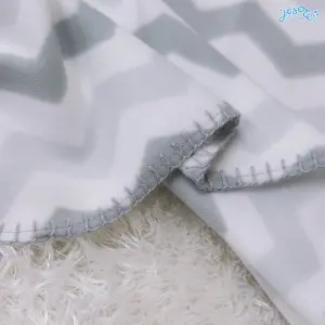 Zigzag printed baby blanket